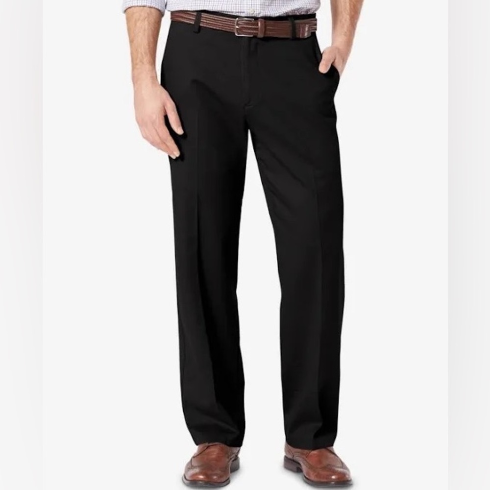 Men’s Dockers Easy Care Black Khaki Pants Size: 34 x 29
